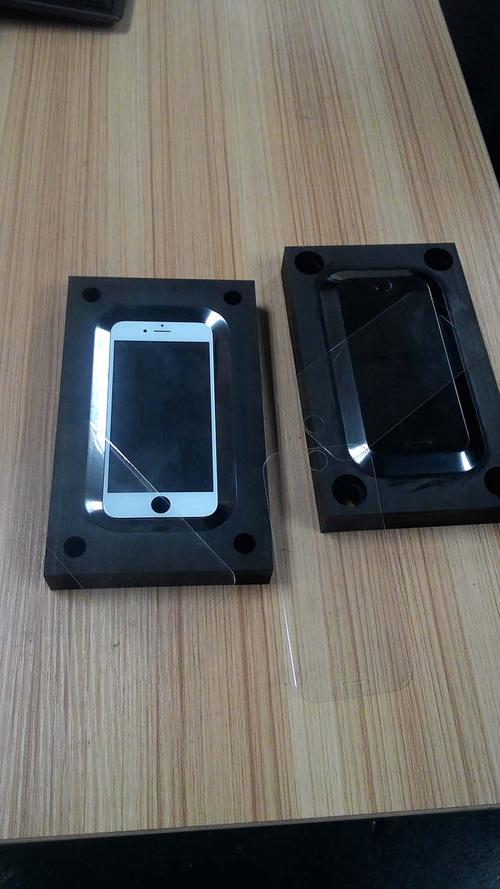 玻璃热弯用什么模具？全面解析热弯模具选材与工艺
